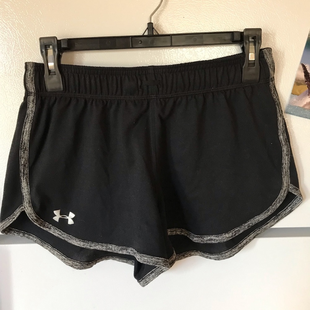 UA SHORTS